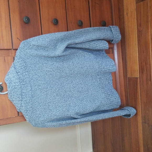 United States  Cardigan. - Picture 2 of 4